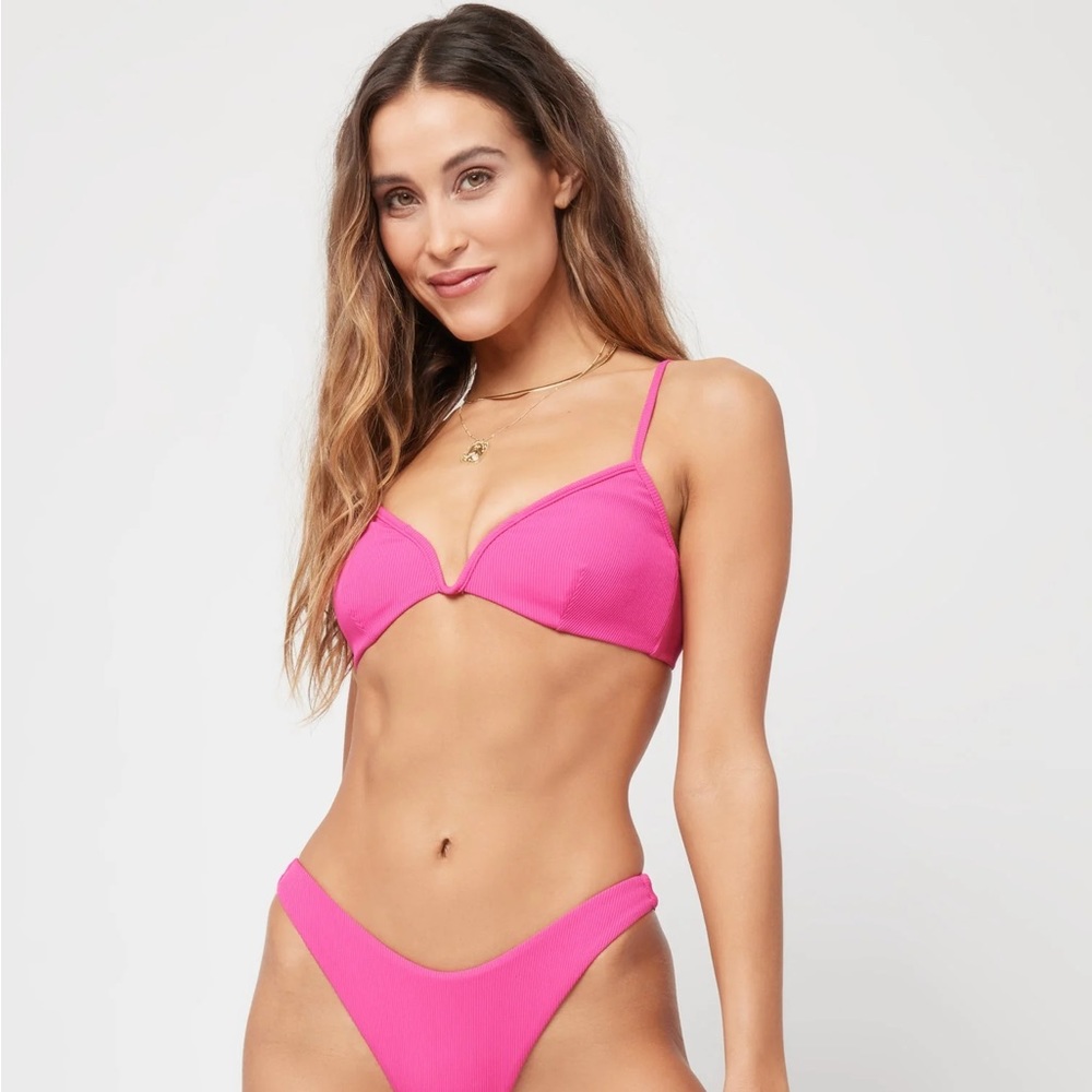 L*space NWT Helena bikini top v wire hot pink Bougainvillea